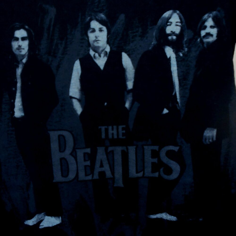 beatles anthology 3 store poster photo 1969 vintage S woman tee - revolution